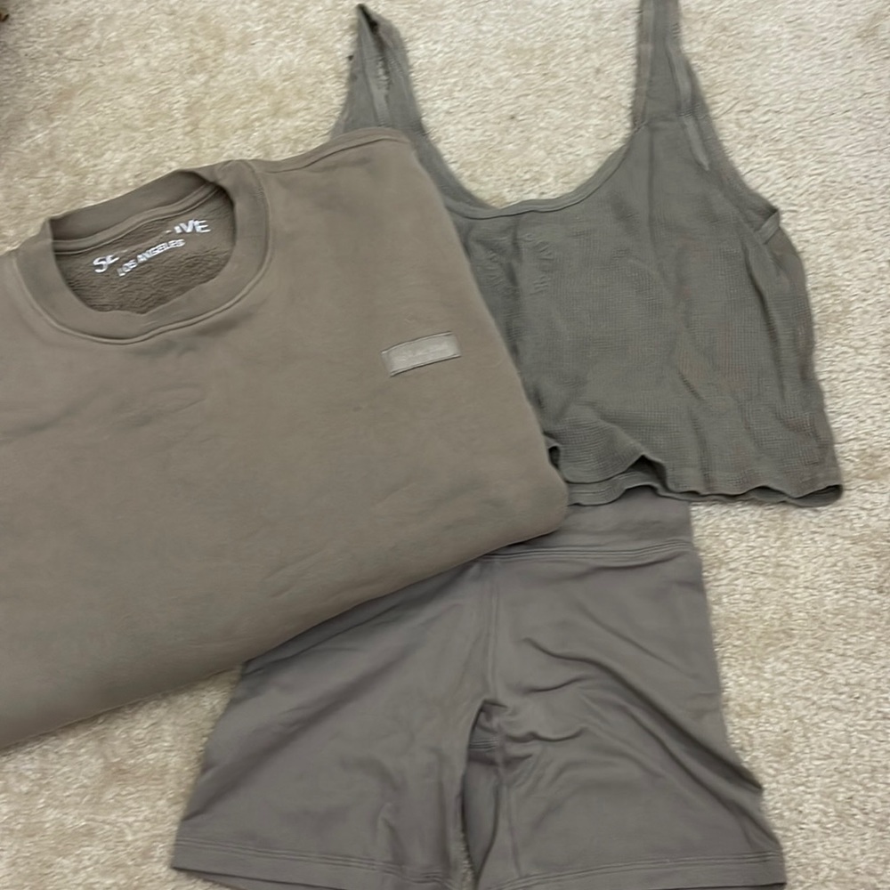 Set Active (Sage) Tank, Biker Shorts and Sweatshirt Set